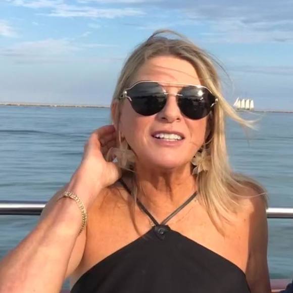 Meet your Posher, Amy - Picture 1 of 1